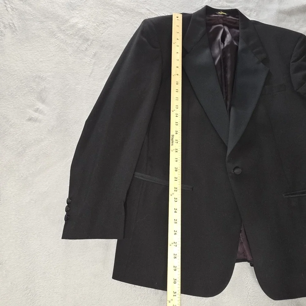 Givinchy Vintage Tuxedo Black Dinner Jacket Tux Blazer Sport Coat 44 Inch Chest‎